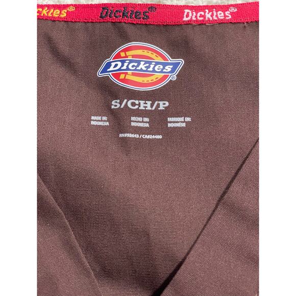 NWT Dickies Scrub Top Unisex Size Small EDS Signature V Neck Maroon ESP 83706 - Picture 6 of 10